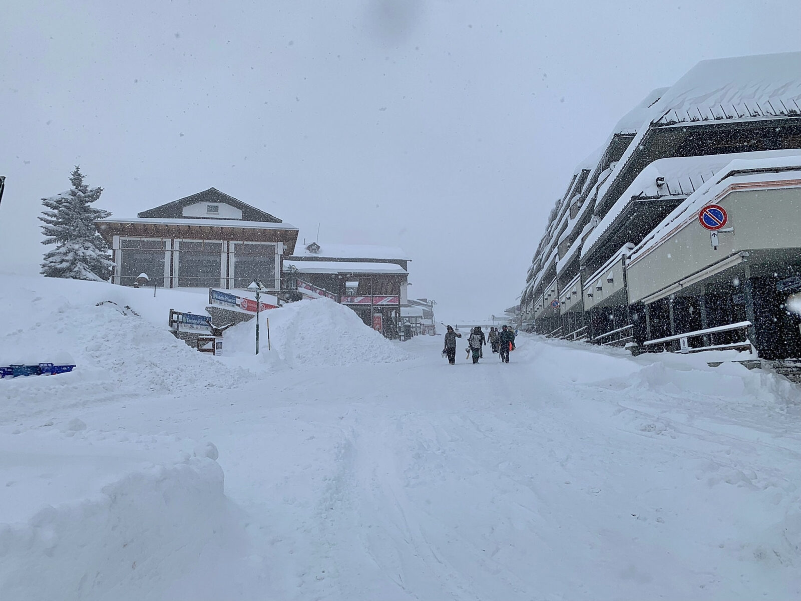 Torna La Neve Sulle Montagne Olimpiche Della Vialattea Vialattea